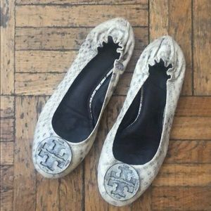EUC Tory Burch Beige and Grey Flats Size 7.5